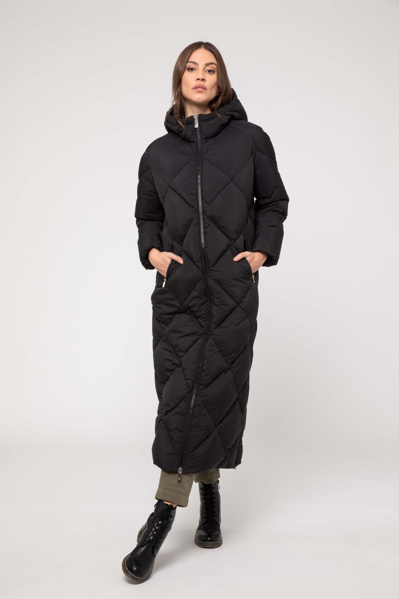 DYLIS – Piumino nero lungo a rombi