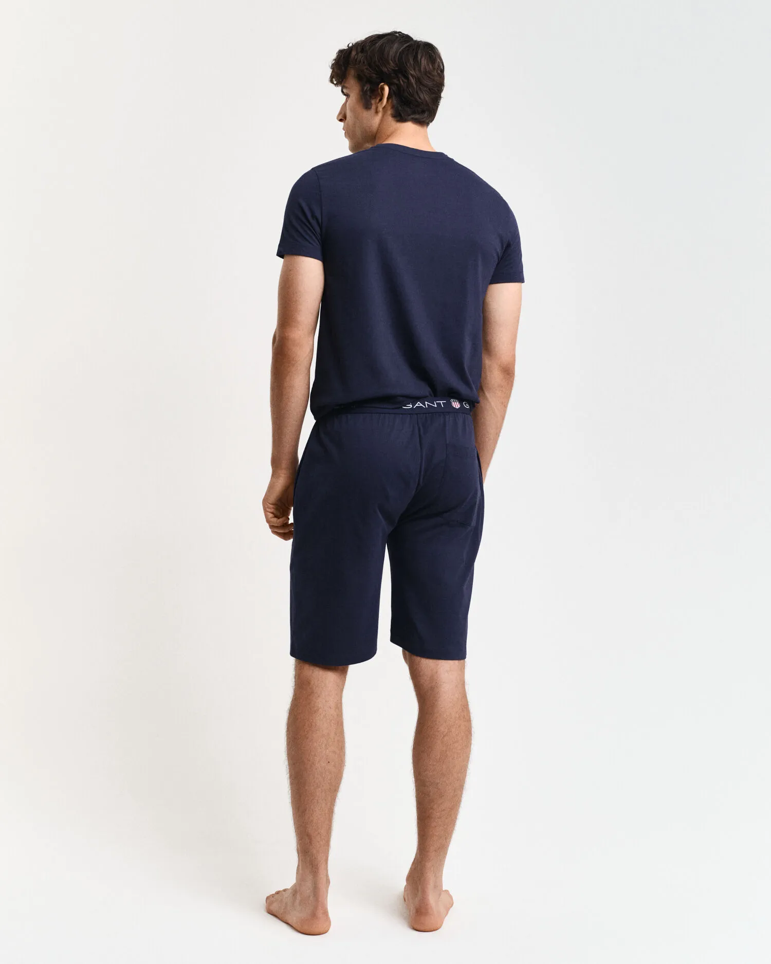 Pigiama con t-shirt e pantaloncini    